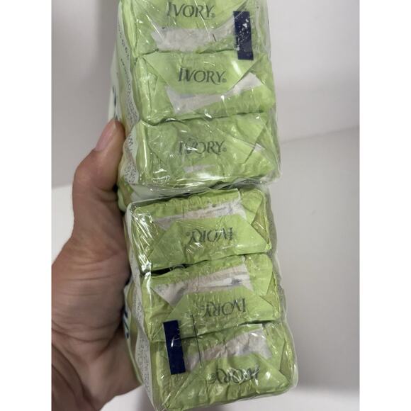 2 Packs Ivory‎ ALOE Soap Bar 3.17oz by P&G 3 Bars Per Pk With Aloe 6 bars Total - Picture 3 of 5